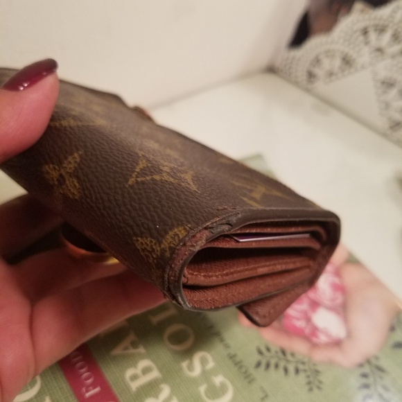 SALE! VINTAGE LOUIS VUITTON  Koala SHORT WALLET - Picture 7 of 8